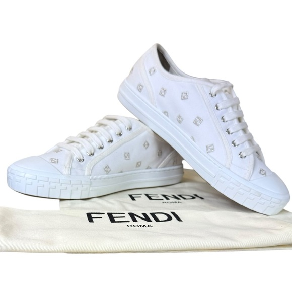 Fendi Domino White Canvas Logo Sneakers Size 40 / US 10 – Pristine Condition - Picture 3 of 16